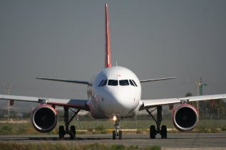 Tunisie : Aziz Miled cède une compagnie aérienne au groupe Mabrouk